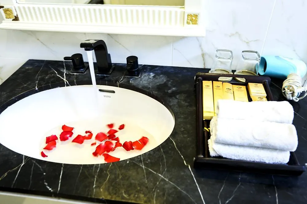Seventeen Saloon Hotel Da Nang